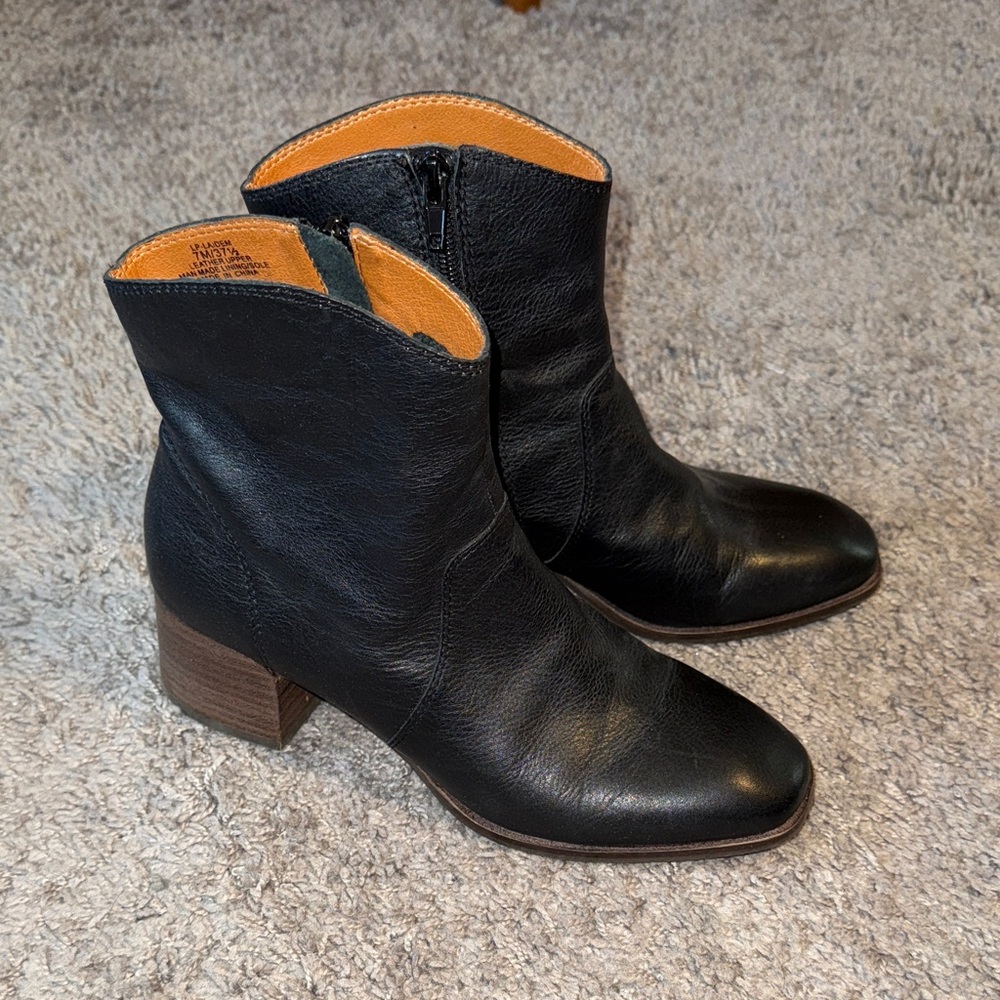 Lucky Brand Black Leather Ankle Booties